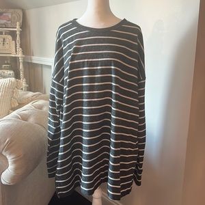 Lou and Grey Loft Top